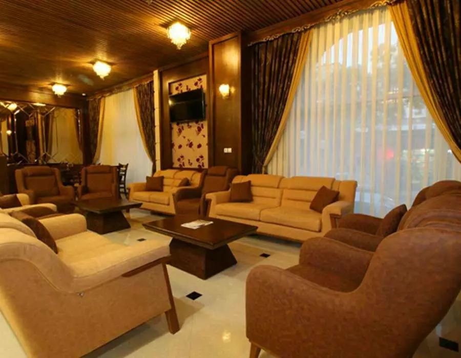 33polhotel