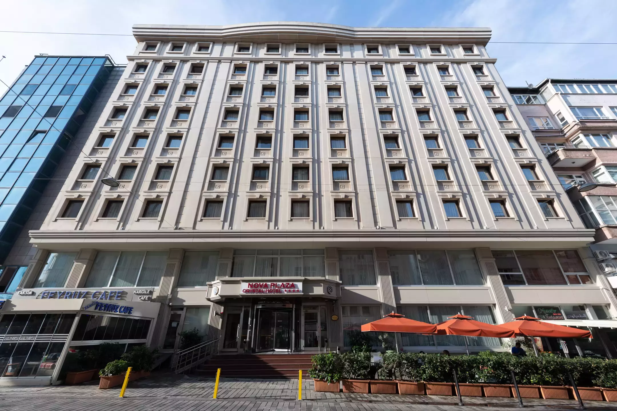 نوا پلازا کریستال استانبول