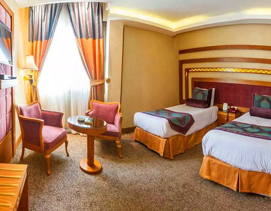 AryoBarzanhotelshiraz