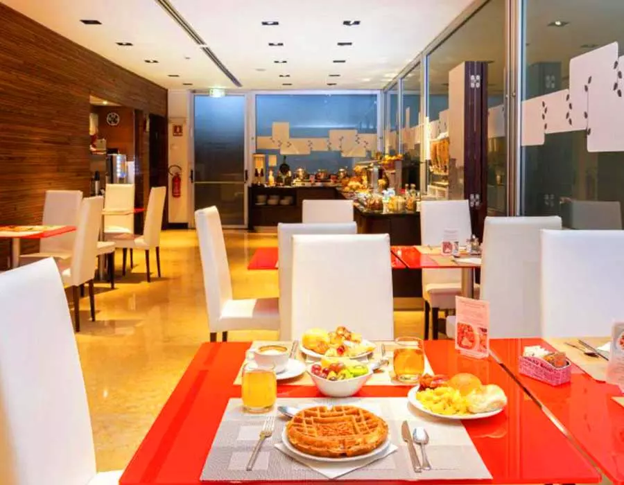 Hiltongardeninnromeclaridge