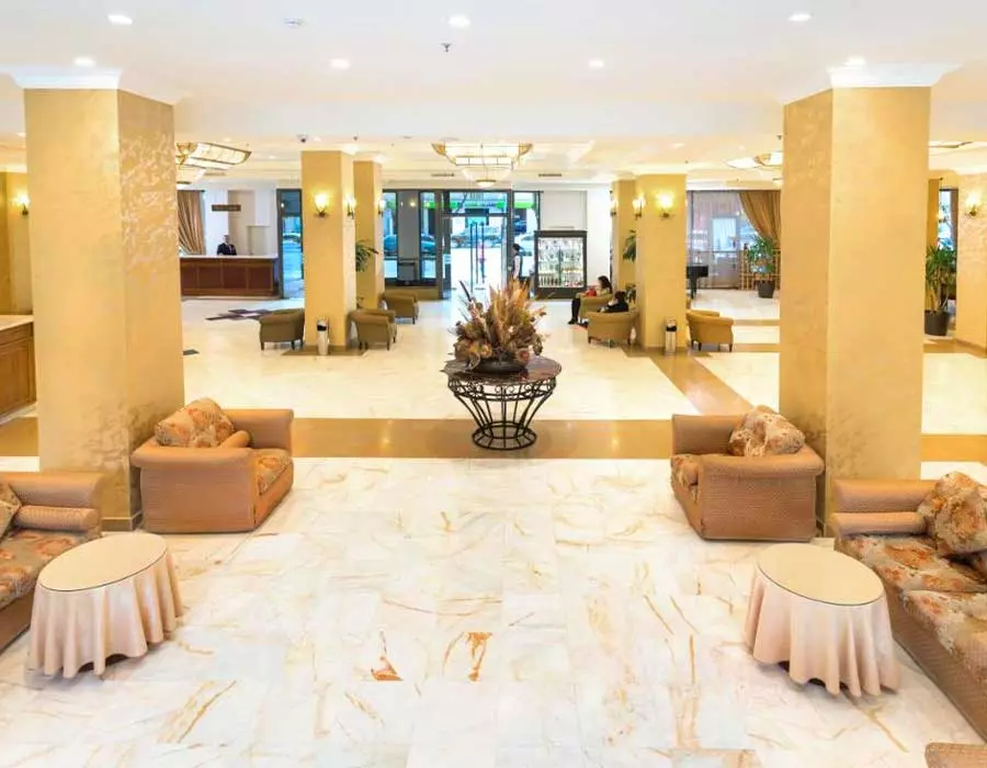 aniplazahotel