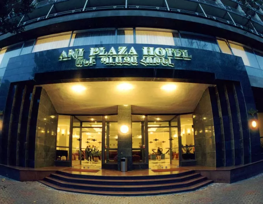 aniplazahotel