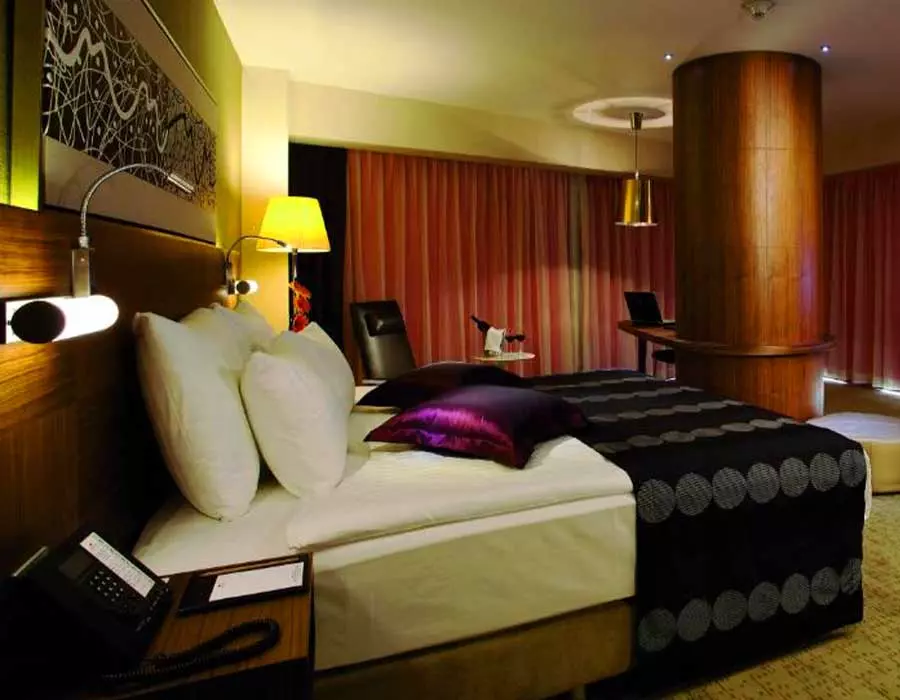 crowneplazaharbiye