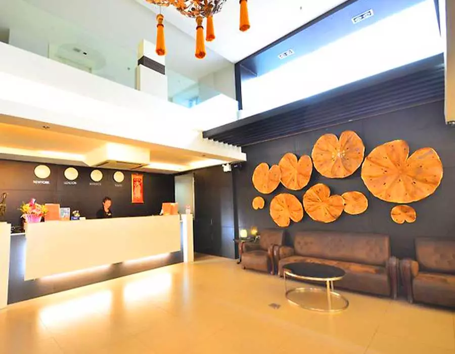 hresidencesathornhotel