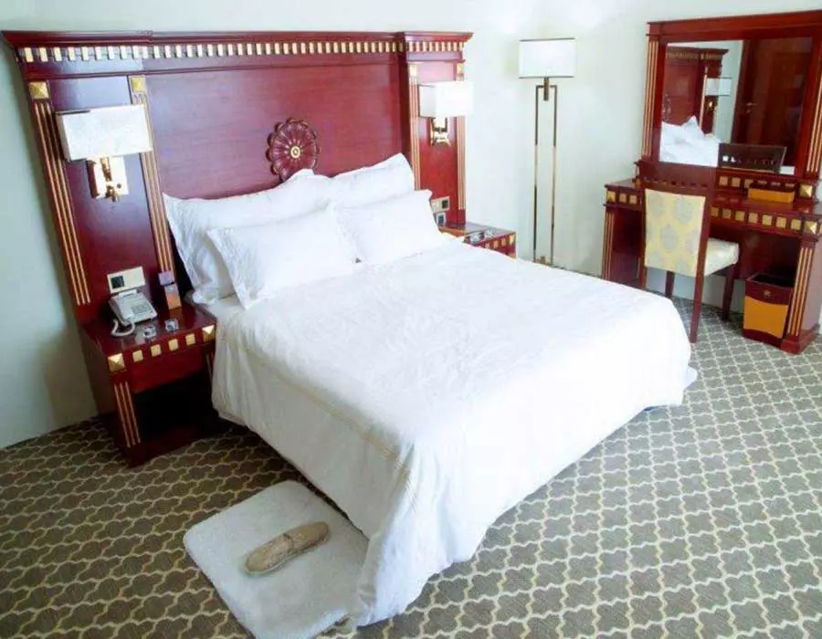 kouroshhotelkish