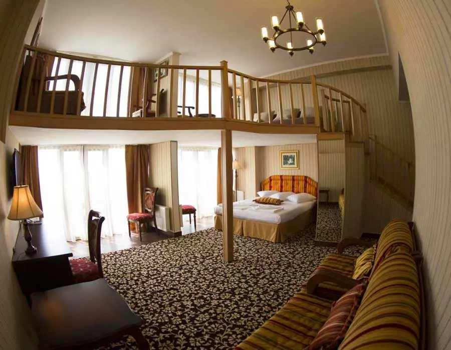 shirakhotel